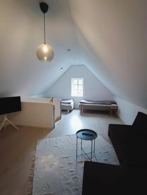 Gaesthus Pa Oesterlen Med Naerhet Till Strand & Golf Villa Ystad Exteriör bild