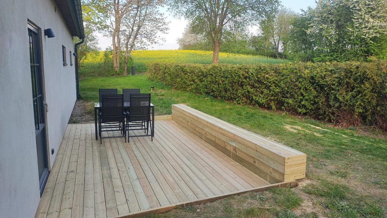 Gaesthus Pa Oesterlen Med Naerhet Till Strand & Golf Villa Ystad Exteriör bild
